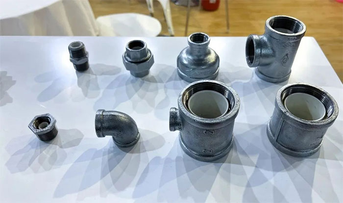 Plastic lined malleable steel pipe fittings Plastic lined malleable steel pipe fittings